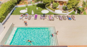 Гостиница Flacalco Hotel & Apartments  Кала Ратхада